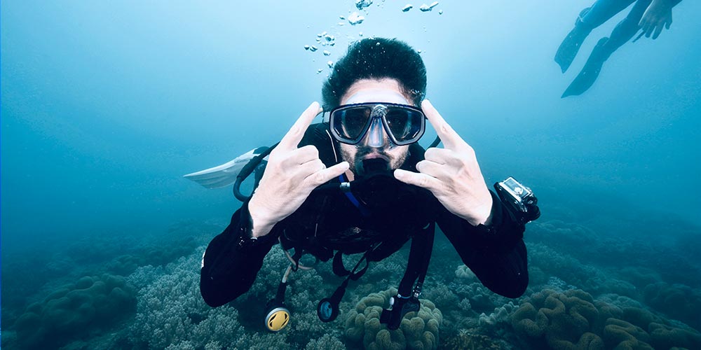 PADI潛水證照終身有效嗎?心海潛水中心常見問題與安全指南1000x500 PADI潛水證照終身有效嗎?心海潛水中心常見問題與安全指南1000x500